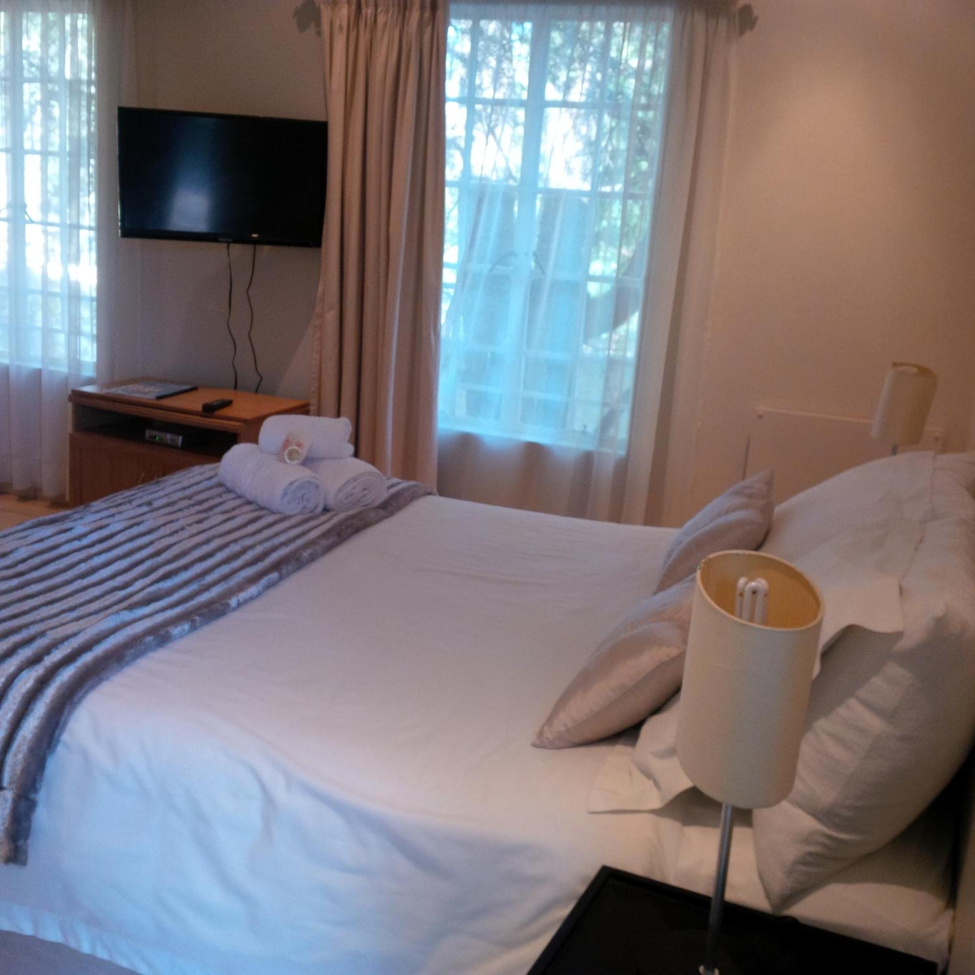 The Pecan Tree Guesthouse Sandton Exteriör bild