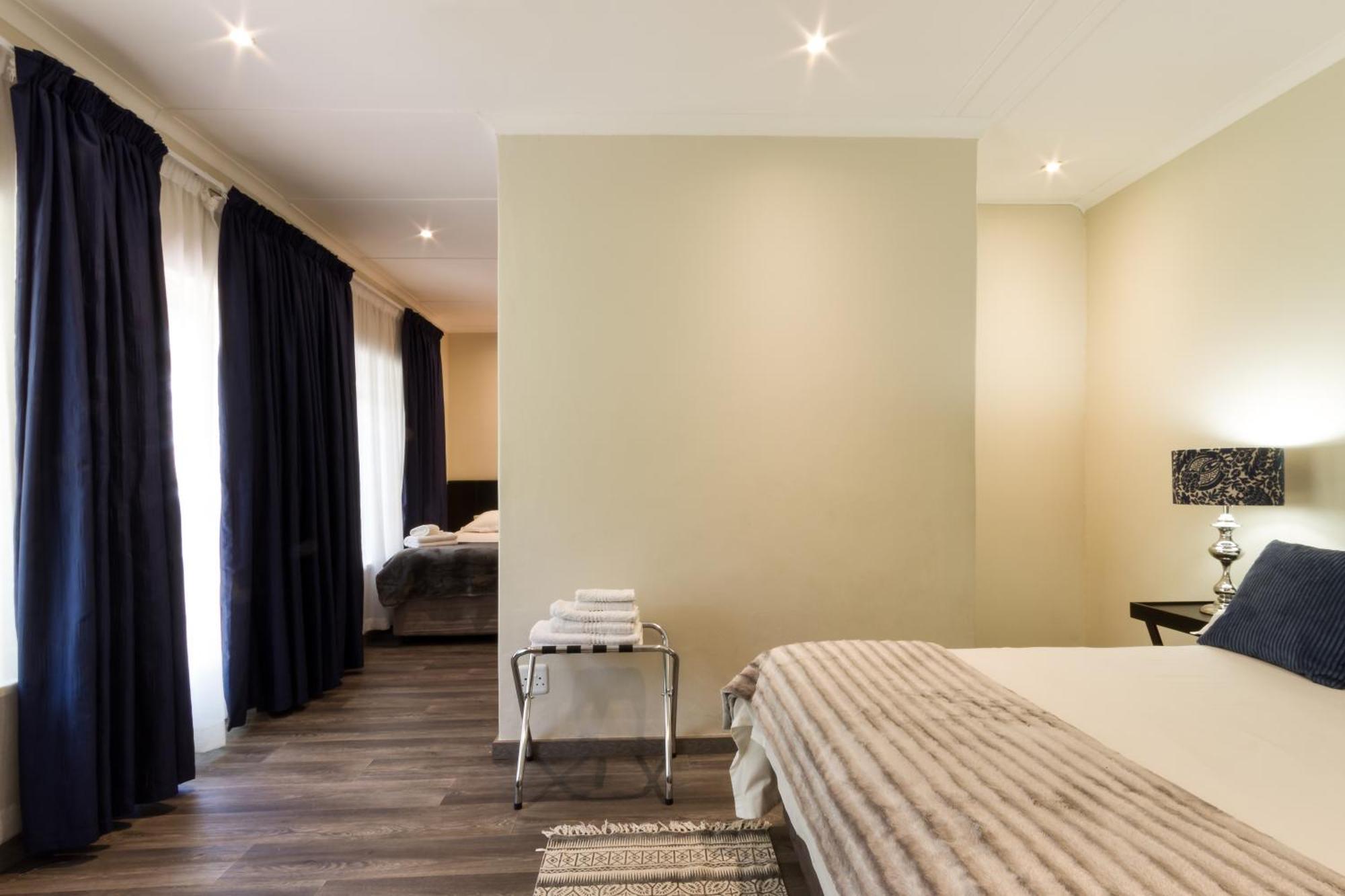 The Pecan Tree Guesthouse Sandton Exteriör bild