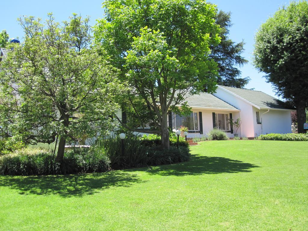 The Pecan Tree Guesthouse Sandton Exteriör bild