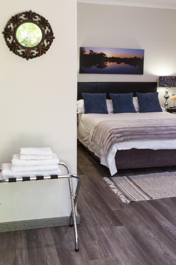 The Pecan Tree Guesthouse Sandton Exteriör bild